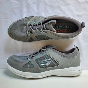 Skechers Womens City Pro Without A Care Shoes 6.5 Gray Mint Sneakers
